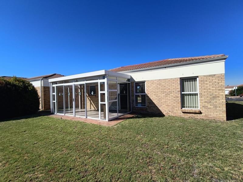 1 Bedroom Property for Sale in Protea Heights Western Cape